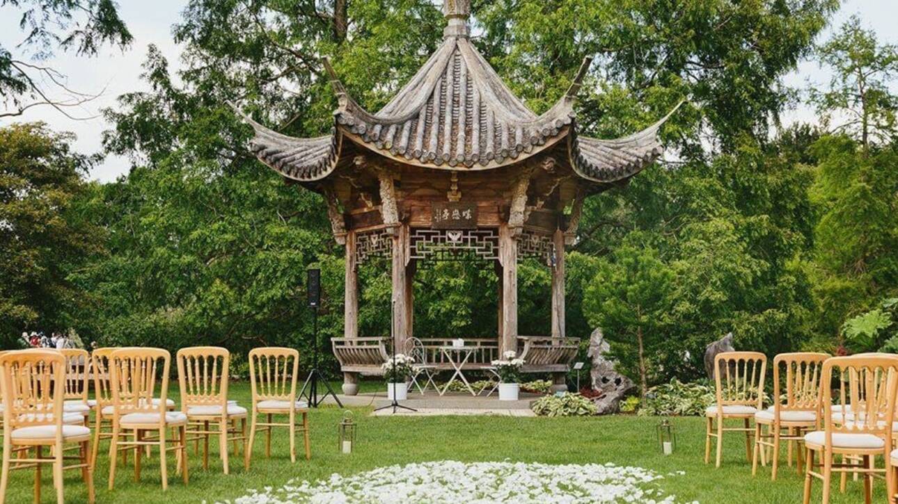redit: https://www.rhs.org.uk/venue-hire/wisley/butterfly-lovers-pavilion