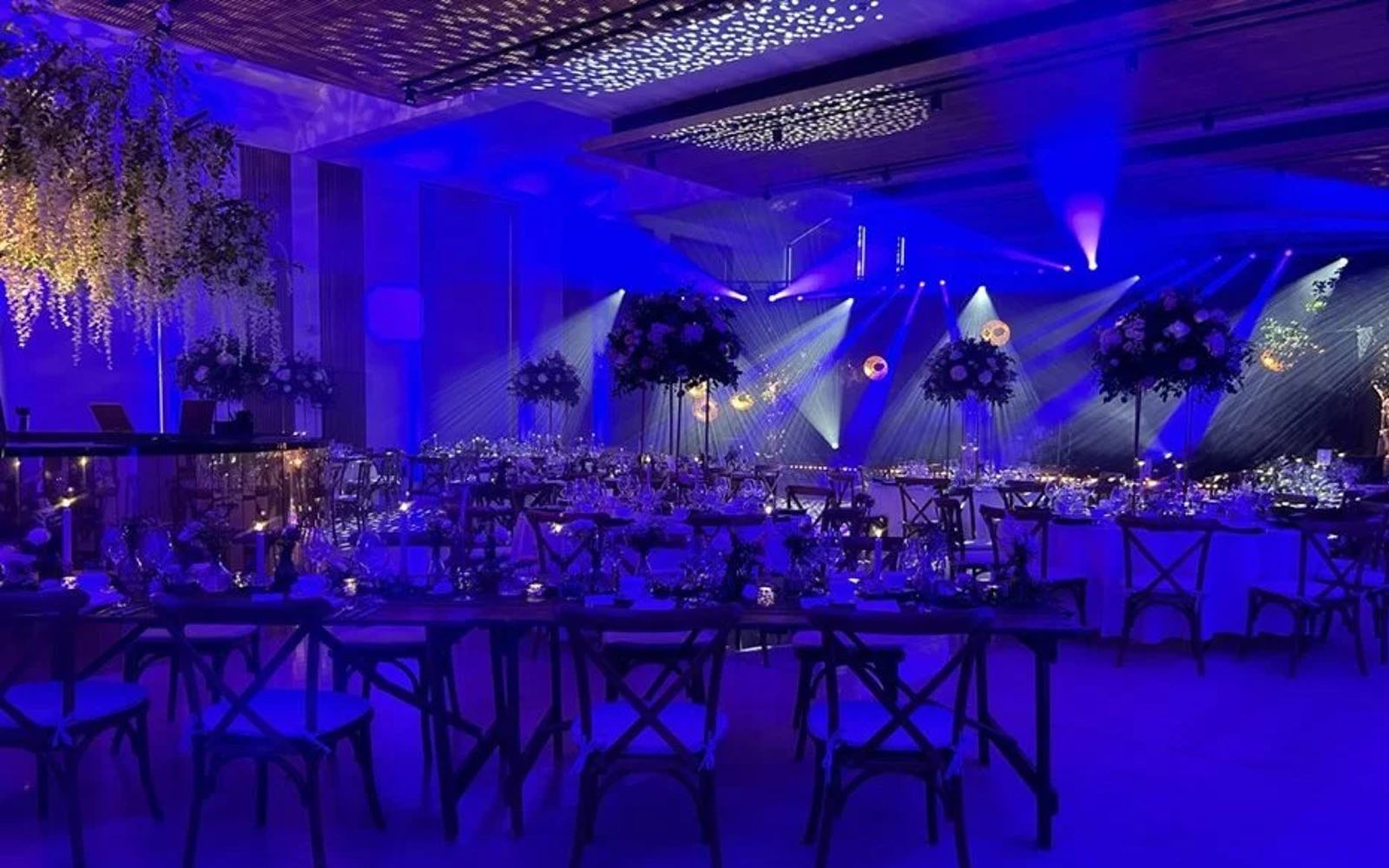 Credit: https://www.rhs.org.uk/venue-hire/wisley/hilltop-garden-room