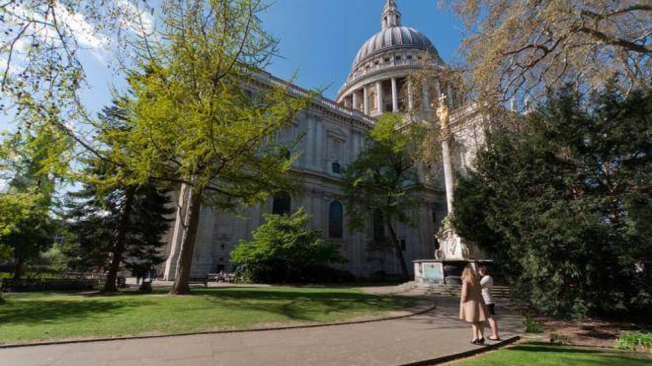 Credit: https://www.stpauls.co.uk/churchyard