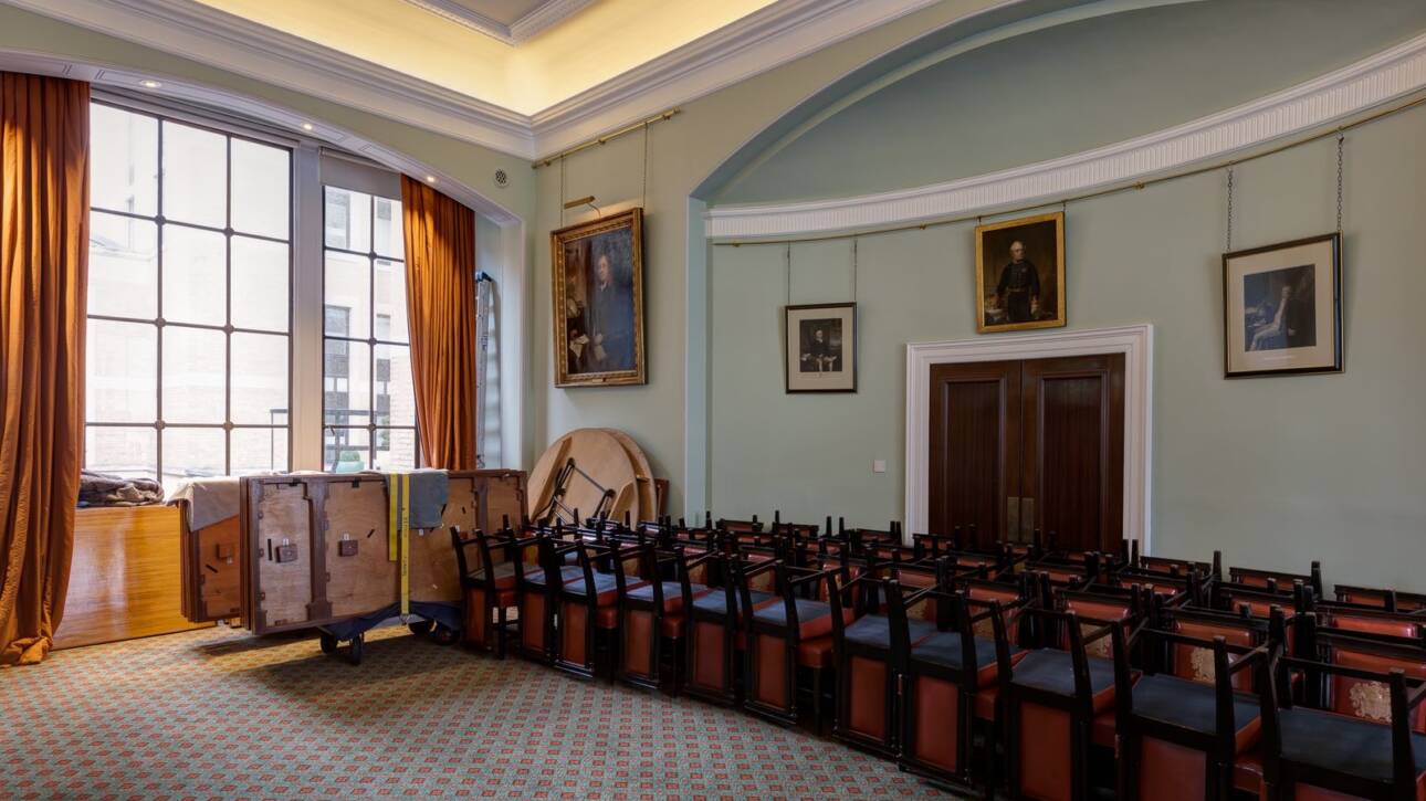 Credit: https://www.trinityhouse.co.uk/venues-visits-and-voyages/events-at-trinity-house-london/space-and-facilities/the-pepys-room