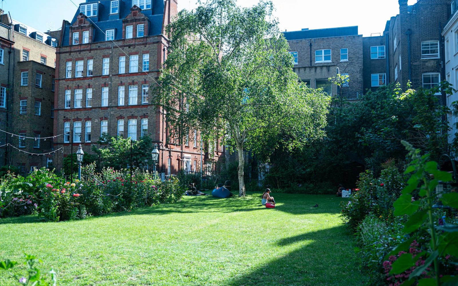 Credit: https://actorschurch.org/hire/